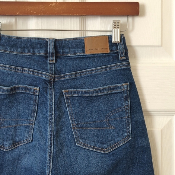 American Eagle Classic Dark Wash High Rise Crossover Straight Leg Mom Jeans 00 - Picture 14 of 15